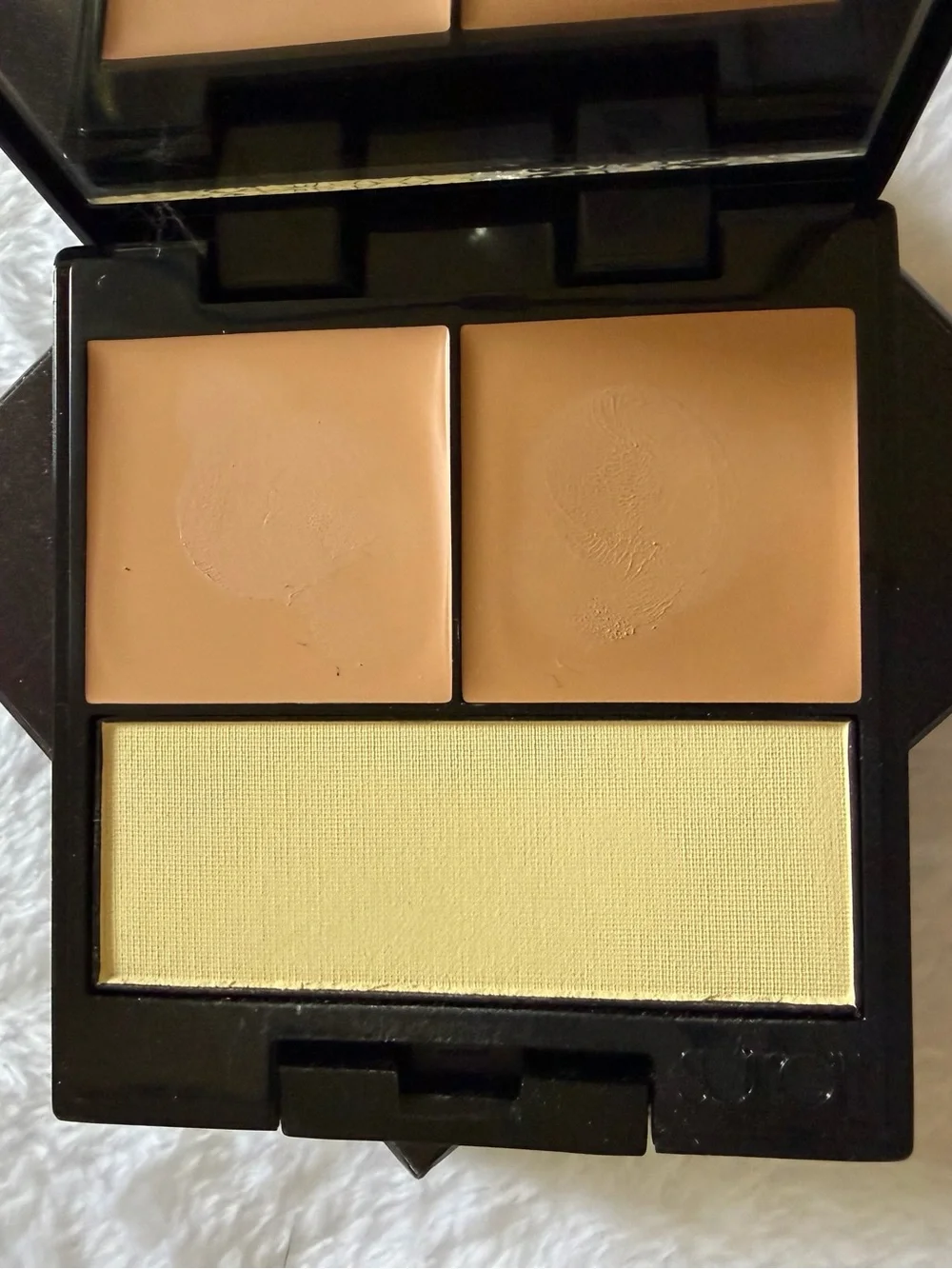 Surratt perfectionist concealer palette 3 light medium